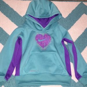 Nike hoodie size 2T